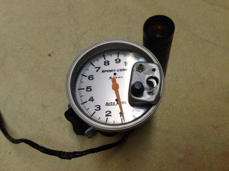 Auto meter sport comp silver. tachometer and shift light #3911 used 