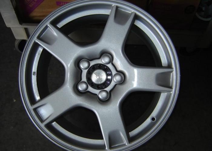 Factory oem 18" chevrolet corvette wheels like new