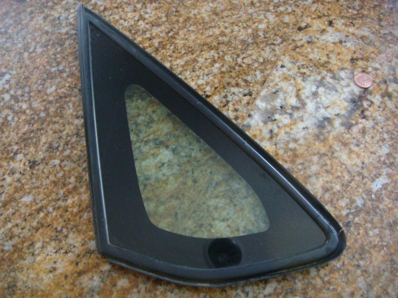 04-09 toyota prius right passenger side front vent glass oem