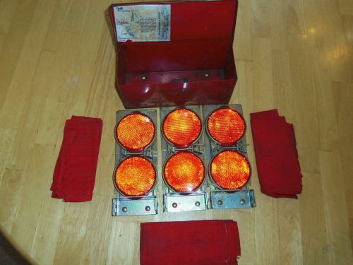 Vintage grote 70 reflector flare auto/truck roadside safety w/flags