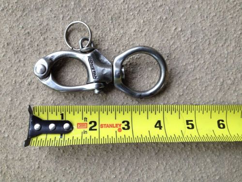 Ronstan snap shackle