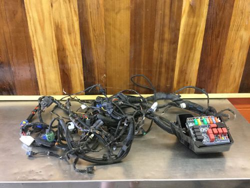 Fiat 500 2012 - wire harness with fusebox       #68085608ab         f1347