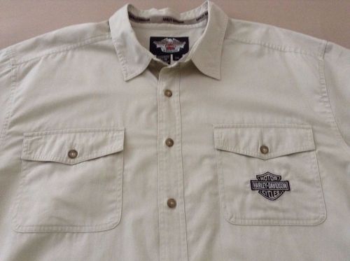 Euc men&#039;s harley davidson 2xl khaki short sleeve button down shirt