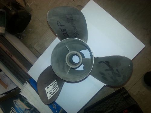 Quicksilver bravo three iii boat propeller prop 48-823670-a6 28p 19 spline s-6