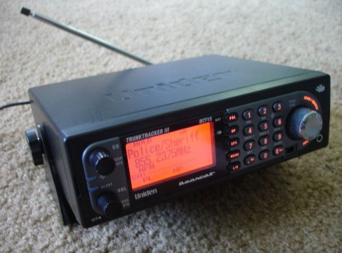 Uniden bct15x bearcat scanner with beartracker warning system