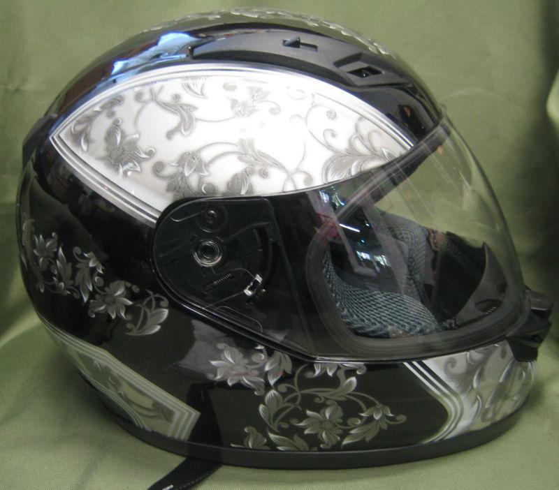 Black, white and gray floral pattern women's helmet size med 57-58