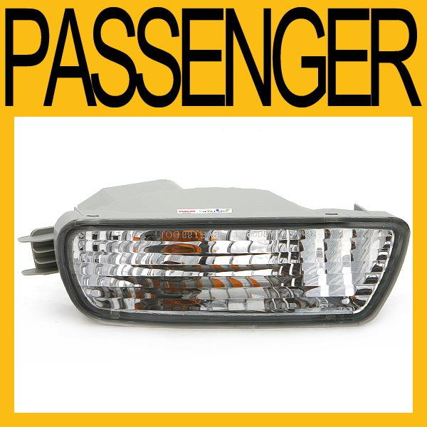 01-04 tacoma bumper clear lens signal lamp to2531140 right new amber light bulb