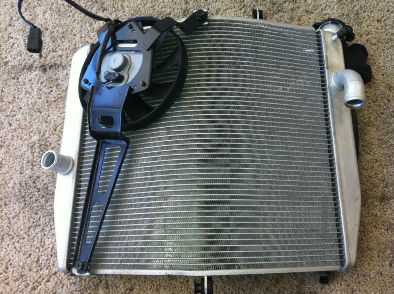 11 12 13 kawasaki zx10r oem radiator cooling no leaks comes with fan