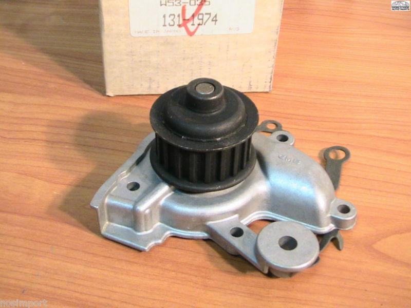 Datsun nissan sentra diesel  cd-17    water pump     new  1983-1985