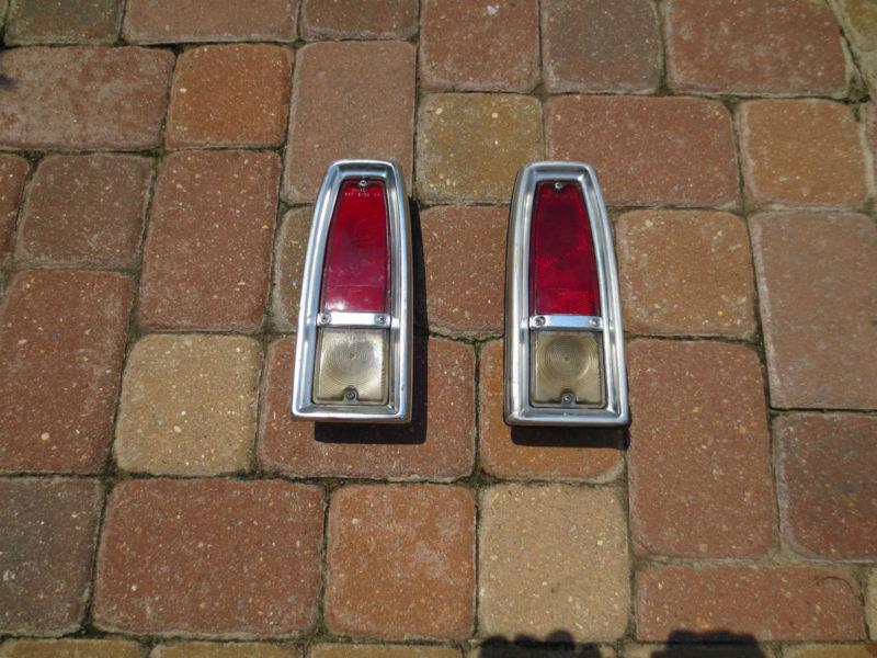 1 pair 1966-1967 chevy ii nova tail light assemblies