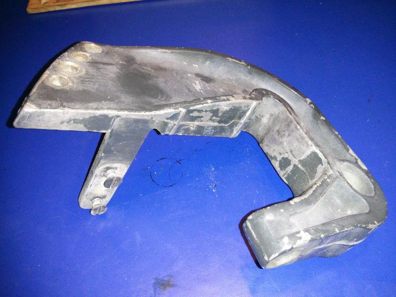 Johnson evinrude 0383948 383948 315479 stern clamp bracket outboard parts 