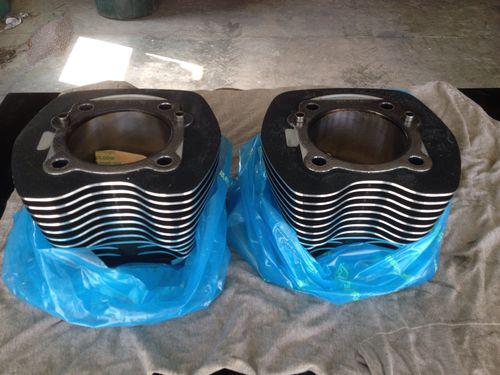 Harley-davidson factory twin cam cylinders