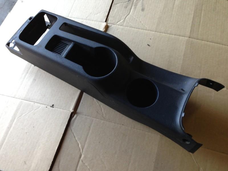 Vw r32 center console cup holder black mk4 golf gti 20ae jetta gli 00-05 oem