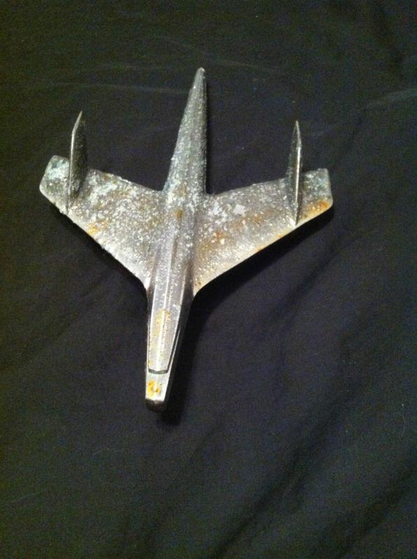 Vintage 1955 chevy chevrolet airplane hood ornament 3709685 made in usa bic t.m.