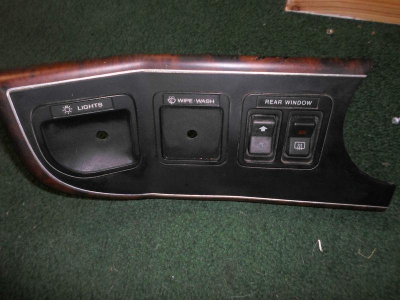 1987-1991 ford bronco left side dash bezel w/rear window switches