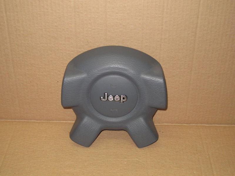 2005 05 jeep liberty driver side left hand airbag gray