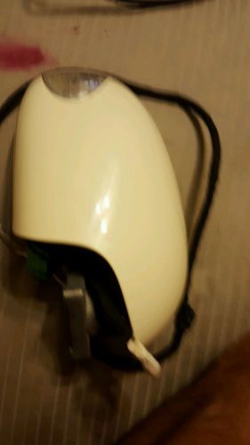 03 10   vw new beetle coupe or convertible  right passenger  door mirror  biege