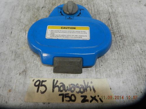 95 kawasaki 750 zxi storage cover lid 14090-3757-5u blue