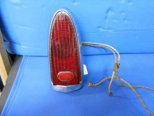 1953-53 plymouth ; tail light