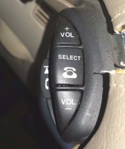 1998-1999-2000-2001-2002-2003 jaguar xk8  audio  and call control   switch