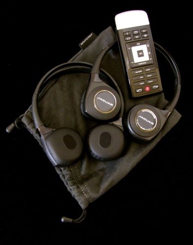 Jaguar dvd wireless headphones and remote oem