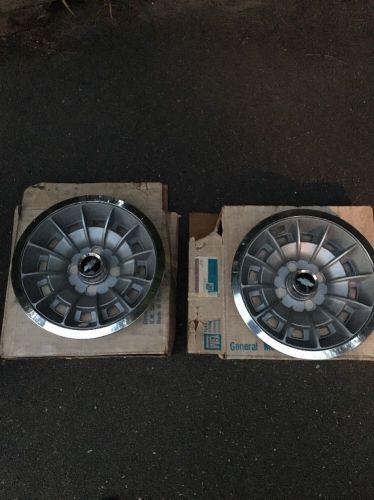 Vintage general motors chevy wheel cover original box set of 2