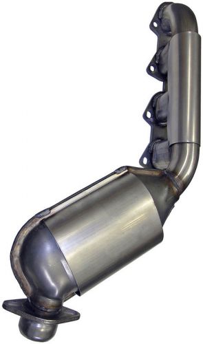 Left exhaust manifold kit w/ hardware &amp; gaskets dorman 674-623