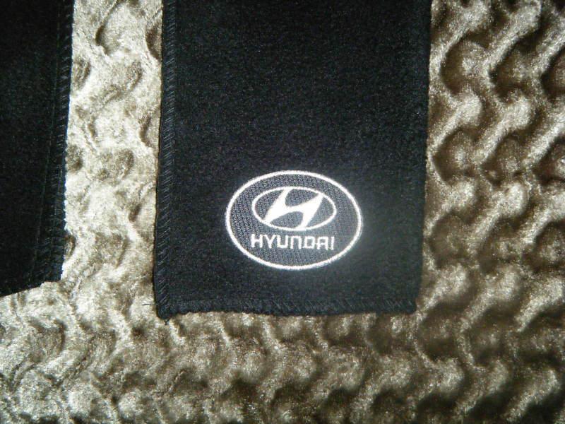 Hyundai - black fleece scarves scarfs scarf  9" x 60"  - auto car  suv 