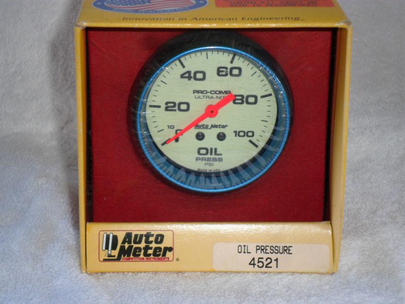 Autometer oil pressure gauge 4521 pro comp ultra nite 2 5/8" glows at night!