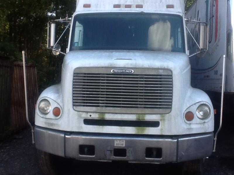 1998 freightliner fl112 parts- hood nose front end