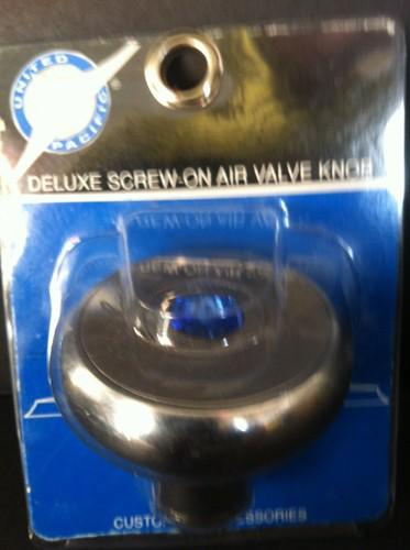 United pacific delux screw on air valve knob chrome. blue diamond