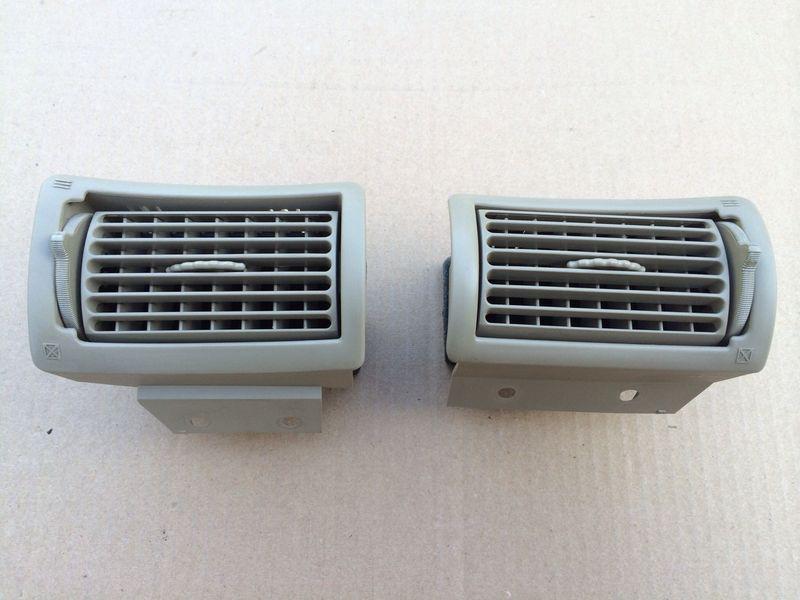 1994-2004 ford mustang dash vents ac and heater air vents oem parchment 99 01 02