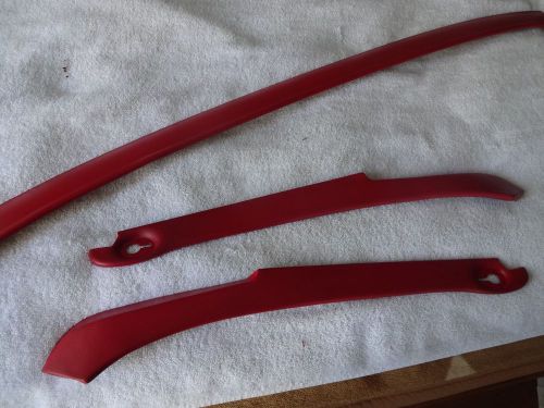 Mercedes r107 450sl hardtop rear window molding in red used in great condition