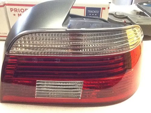 Replacement passenger side tail light h24272001