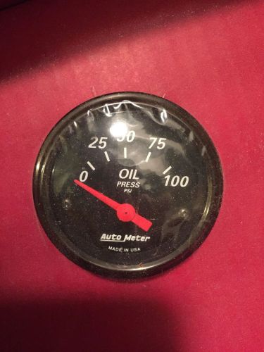 Autometer mechanical oil pressure guage 2 1/16 black face #1427