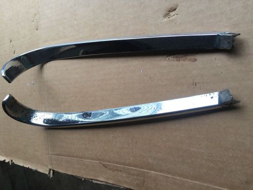 1968-1969 ford torino, fairlane and cyclone ht pair quarter window molding trim