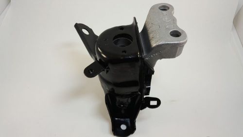 Fits 2008-2015 toyota corolla 1,8l right side engine mounting usa