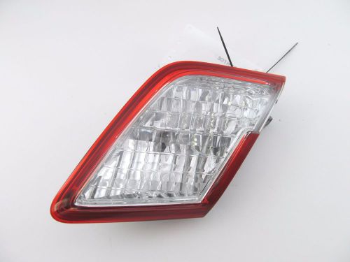 07 08 09 toyota camry hybrid oem right lid mounted tail light nice!