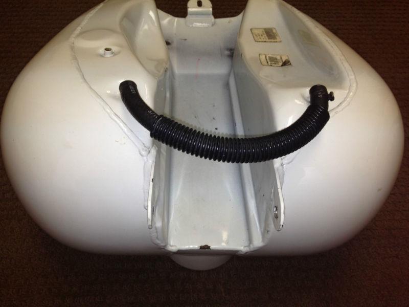 2000-08 road glide tank used in a great condition!