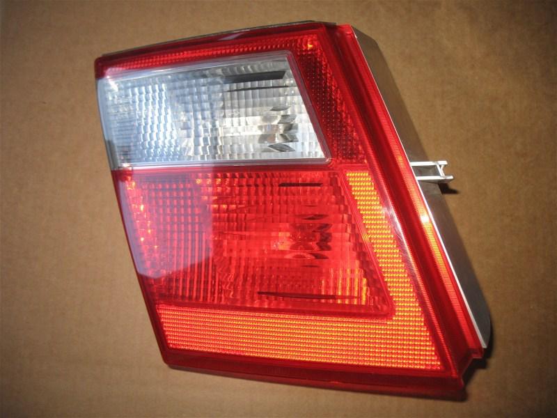 2002 2003 2004 2005 saab 9-5 left driver side trunk tail light lamp 02 03 04 05