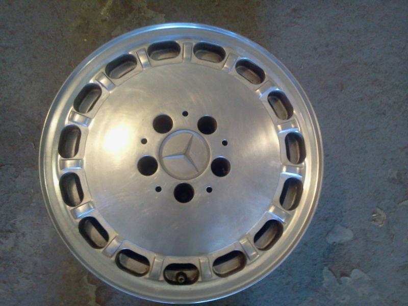 * 15 inch factory alloy rim - mercedes 126 type / 1986-1991 / polised