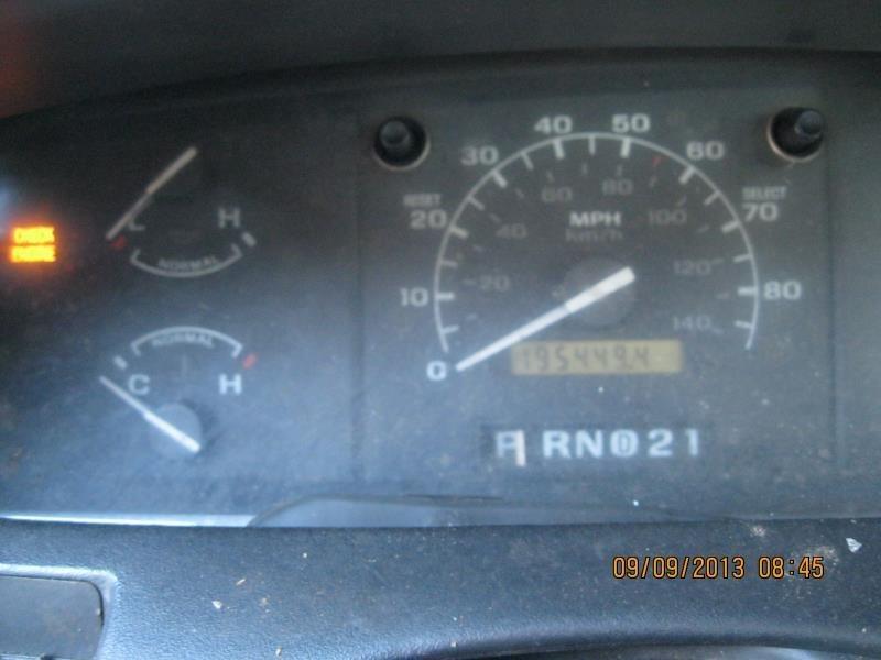 94 95 ford f150 speedometer cluster exc. lightning mph w/o tach 260025