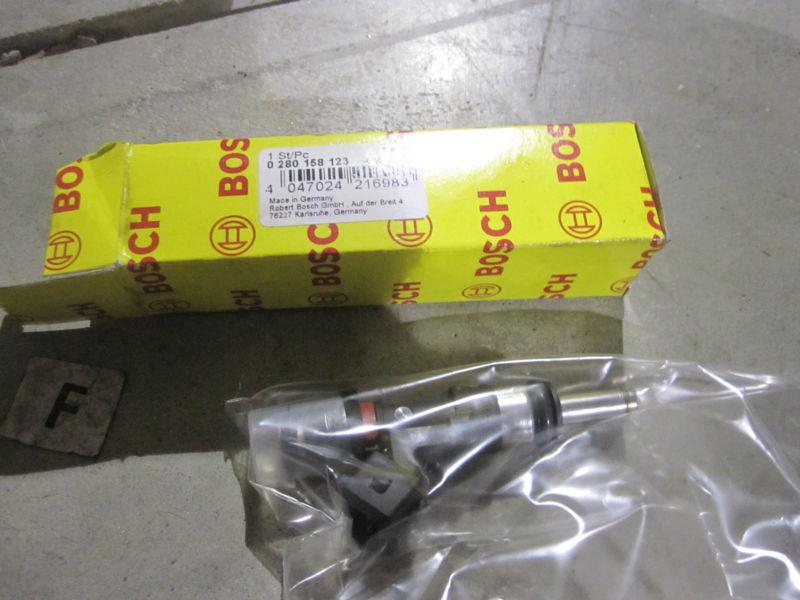 New (1) porsche 911 997 turbo gt3 rs fuel injector 997 605 132 01 bosch 
