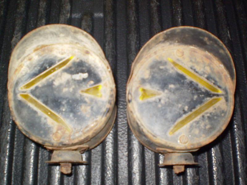 Vintage turn signals right and left