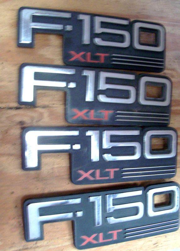 Ford pickup f-150 xlt fender script lot ornament emblem  g/c g/color  