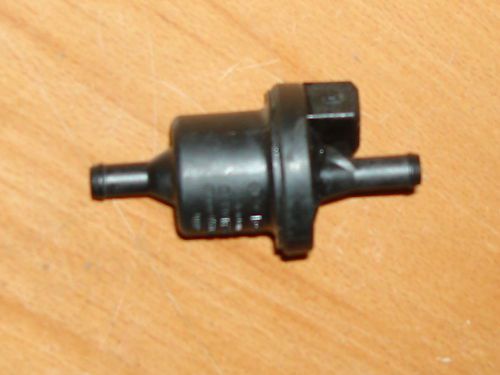 Hyundai accent kia sportage vapor canister shutoff purge valve/solenoid pcv-002