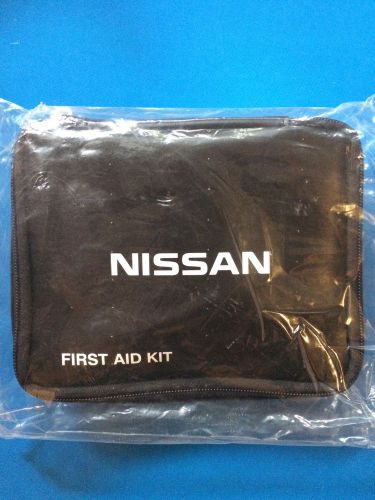 2012 nissan maxima first aid kit oem new