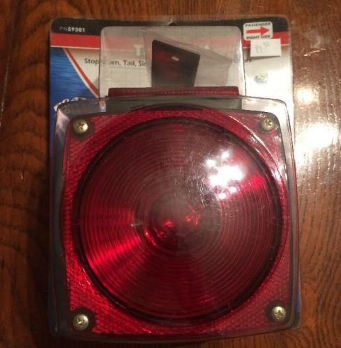 Boater sports 59301 under 80” tail light - right side only marine md