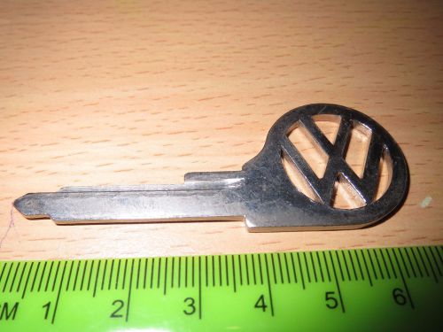Volkswagen key - earlier - &#034;wt4&#034; original key blank - nice