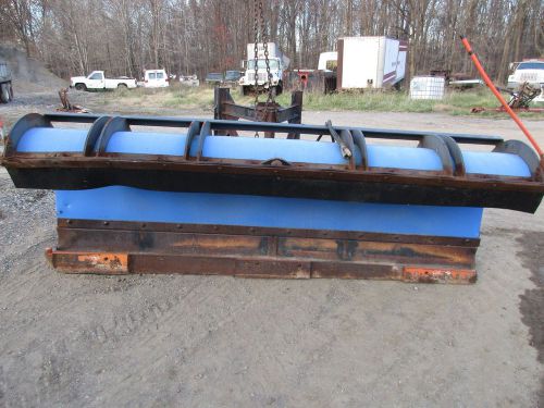 10 ft.poly wausau snow plow, power angle with mount